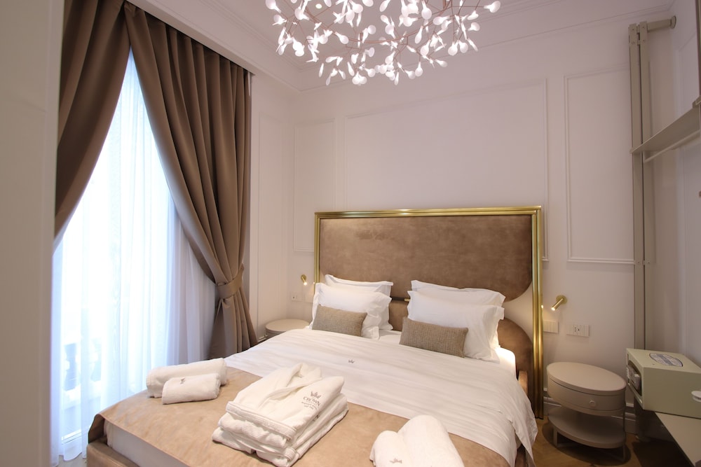 the crown boutique hotel and spa