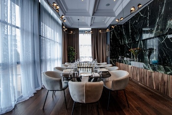 the crown boutique hotel and spa