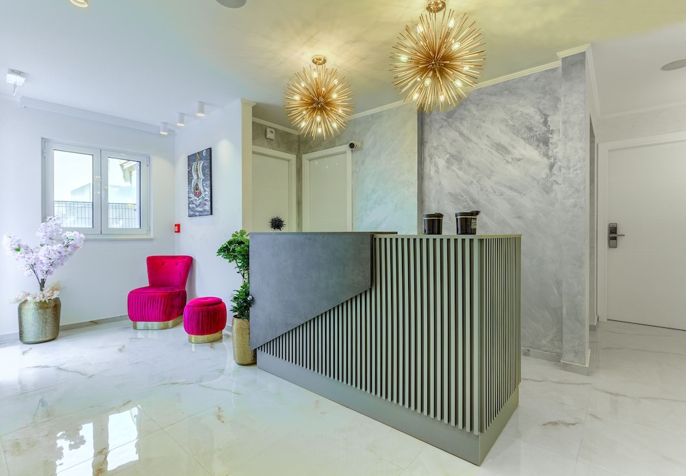 irini luxury rooms