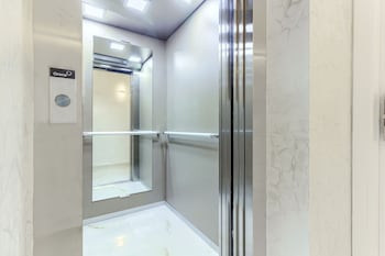 irini luxury rooms