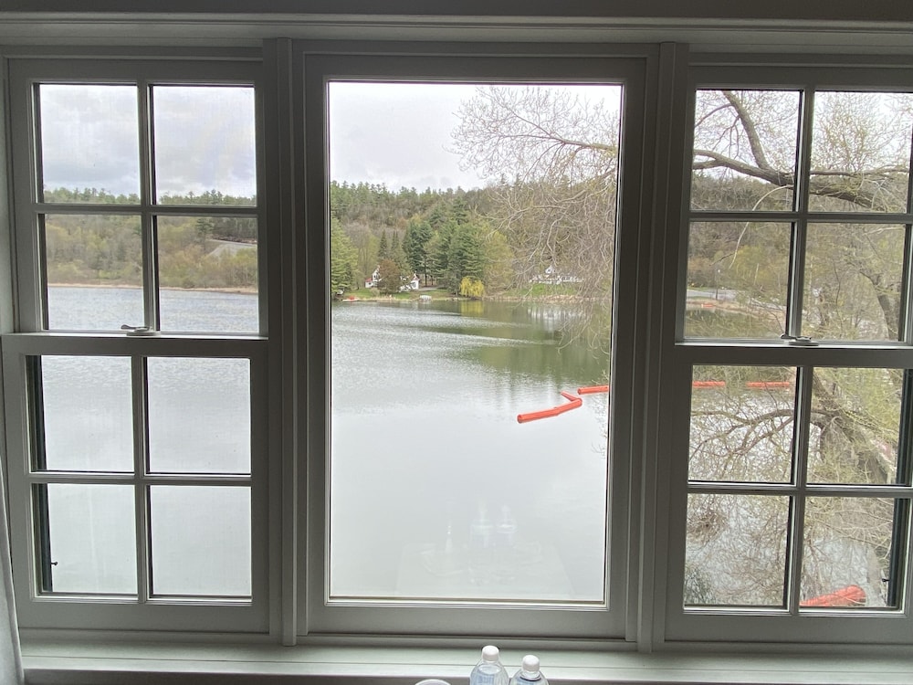 upper rideau bed and breakfast