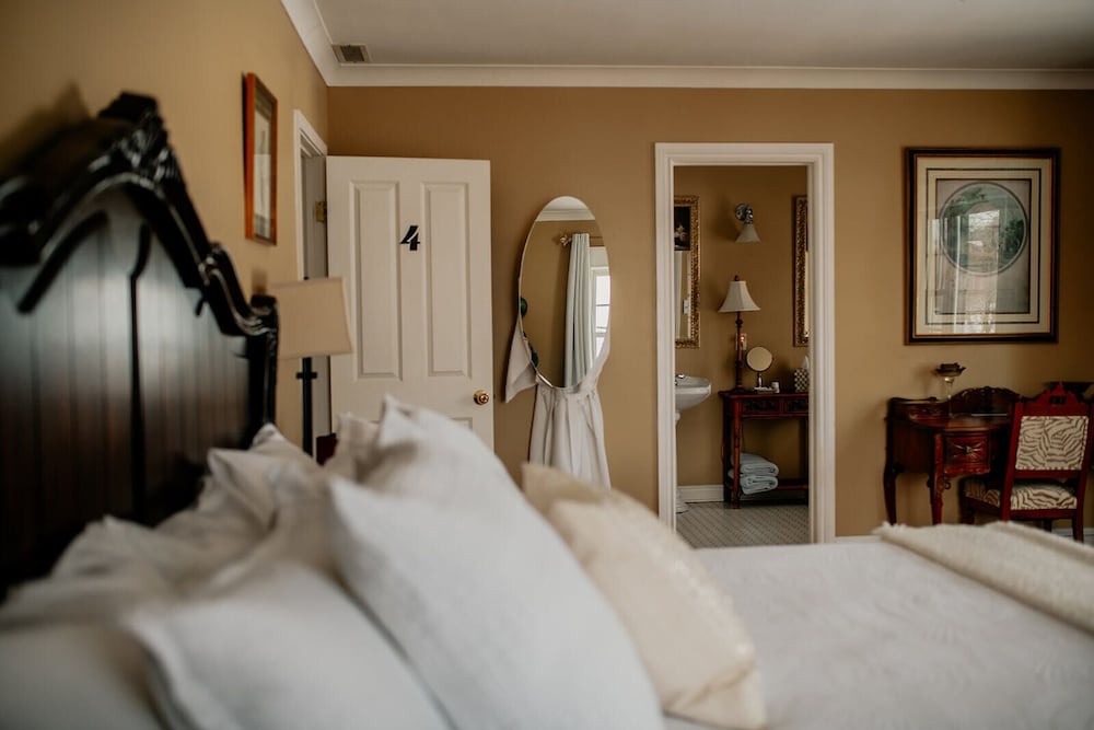 upper rideau bed and breakfast