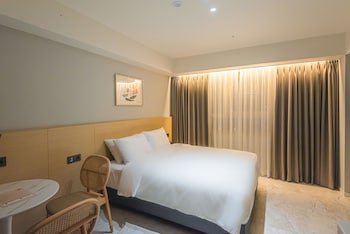 asherah villard aqua business hotel