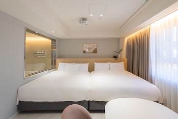 asherah villard aqua business hotel