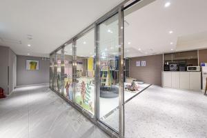 asherah villard aqua business hotel