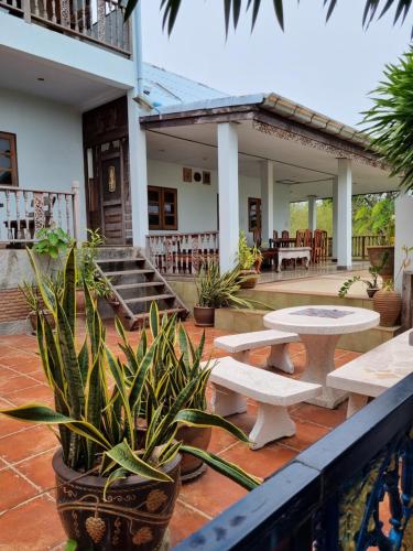 sawasdee sichang resort