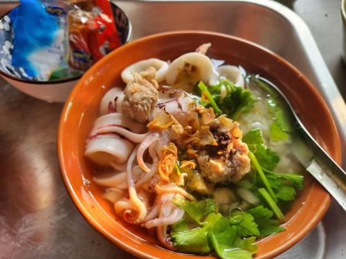 sawasdee sichang resort