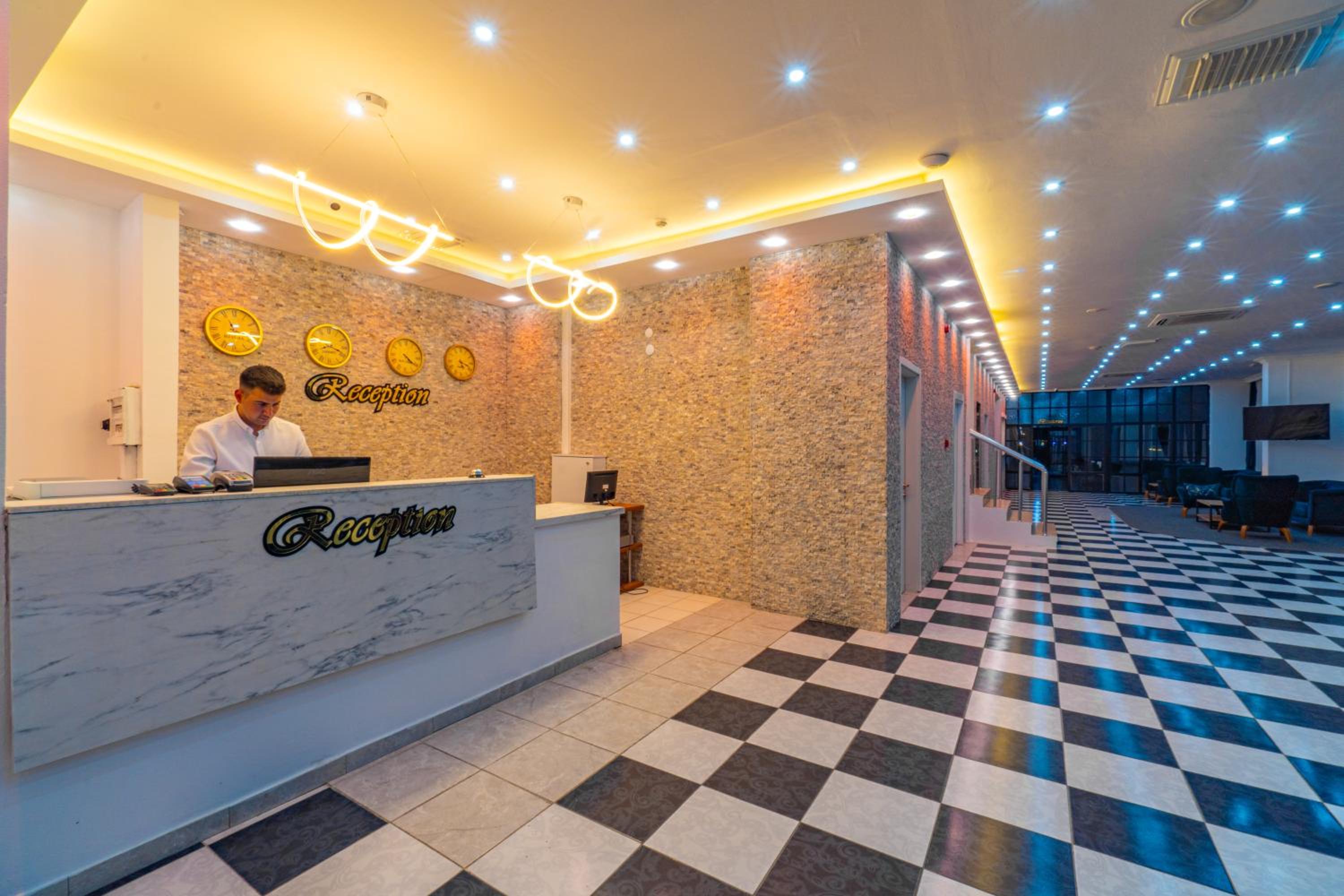 de mare family hotel