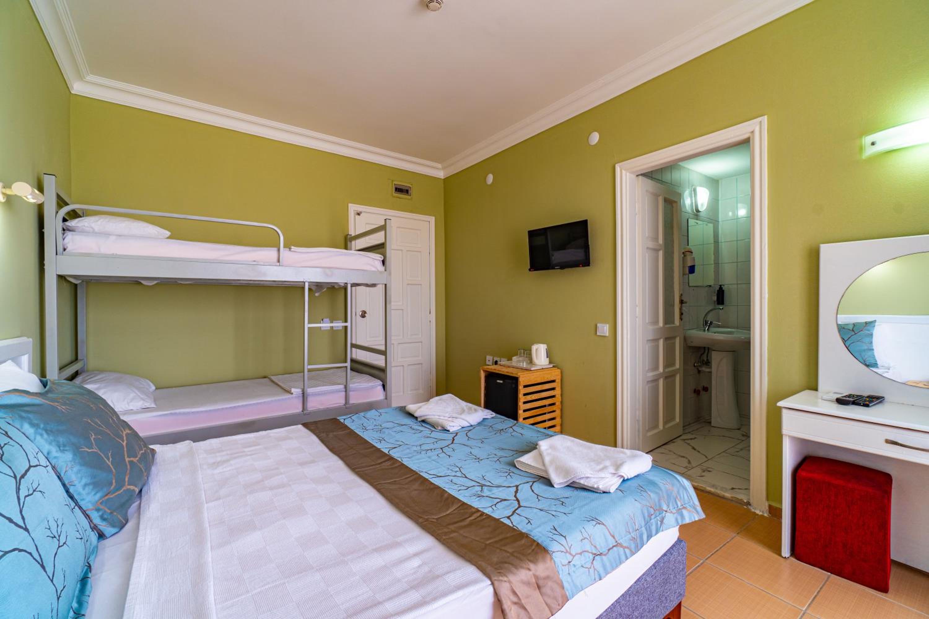 de mare family hotel