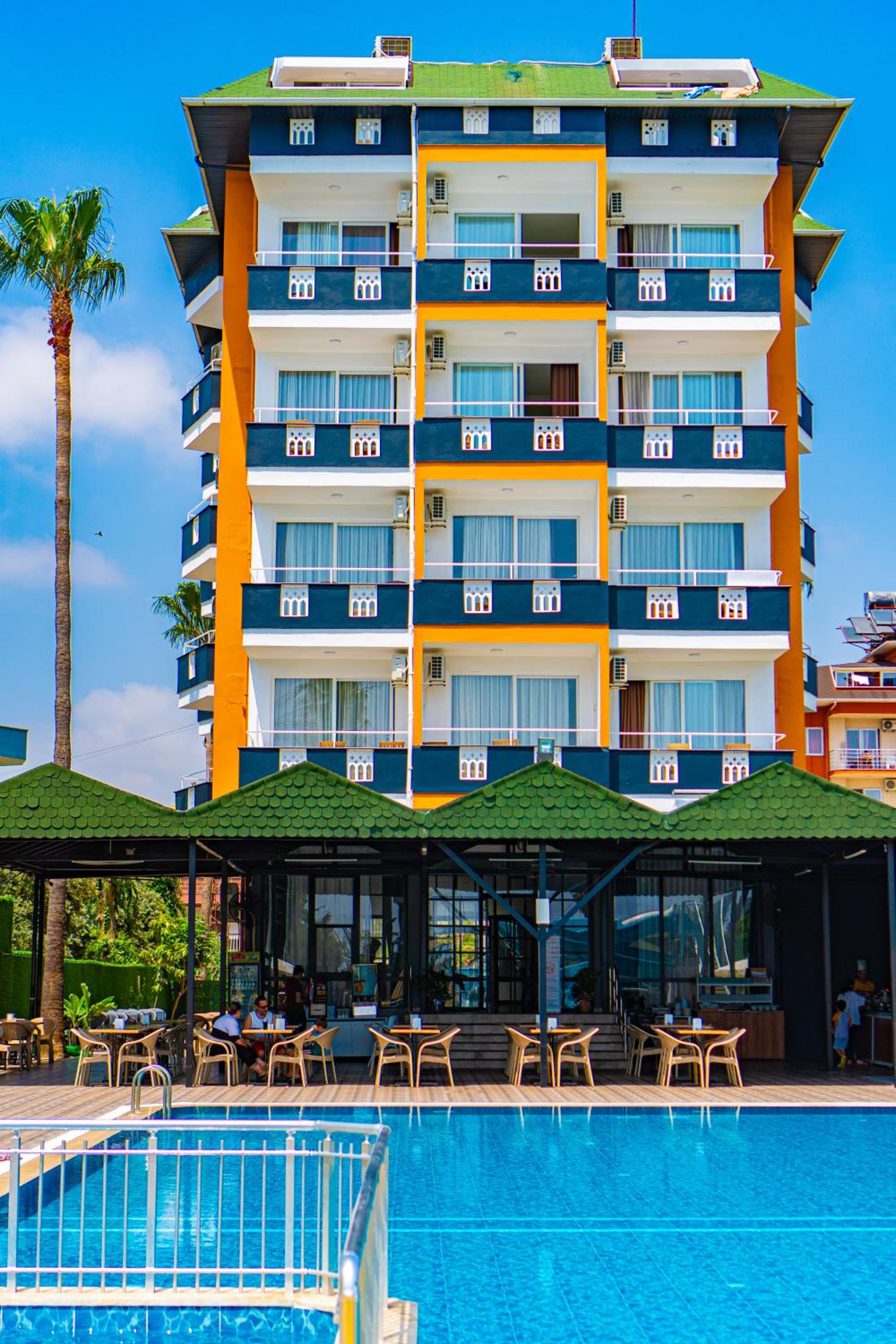 de mare family hotel