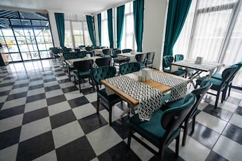 de mare family hotel