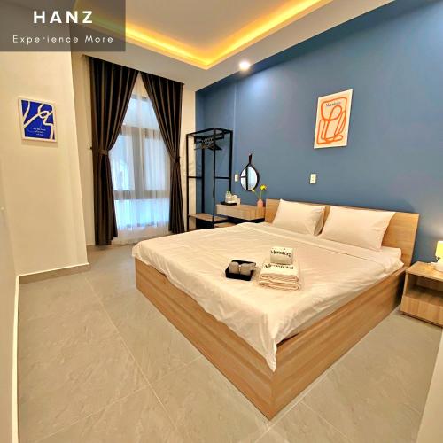 hanz monstera hotel grand world