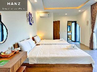 hanz monstera hotel grand world