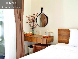 hanz monstera hotel grand world