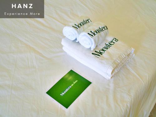 hanz monstera hotel grand world