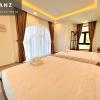 hanz monstera hotel grand world