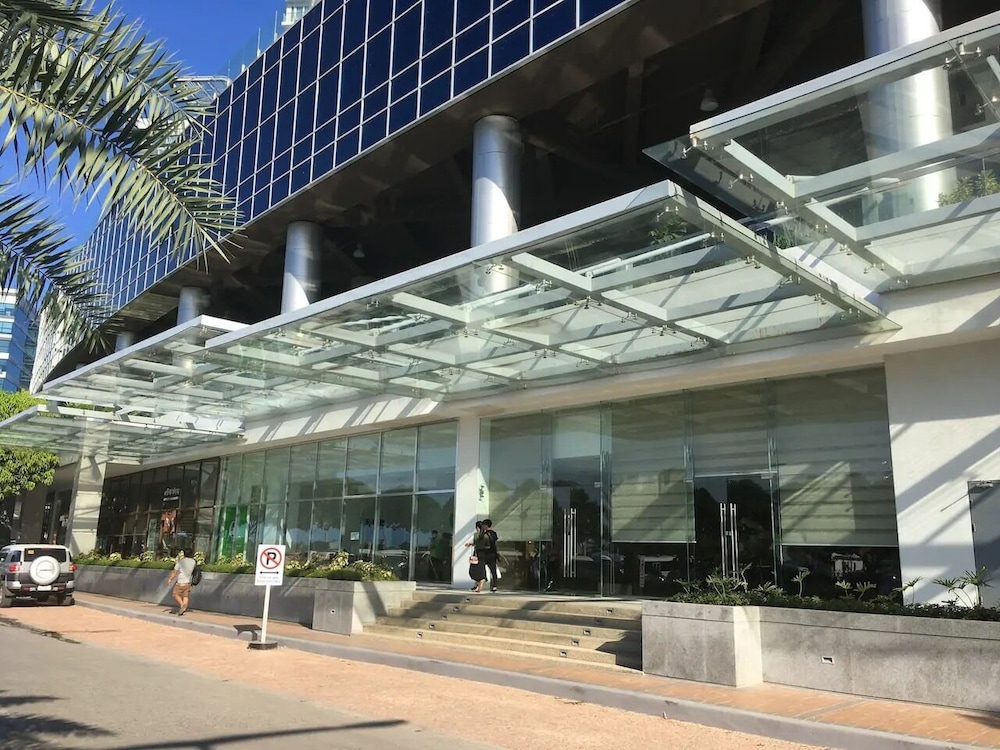 resort condo in mactan cebu