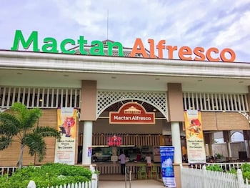 resort condo in mactan cebu