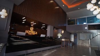 hotella resort and spa