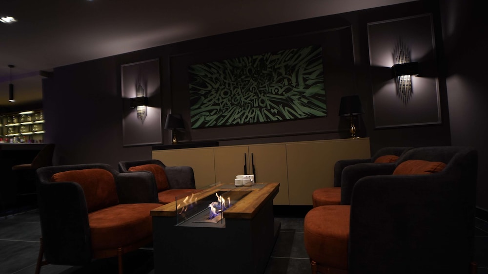 hotella resort and spa