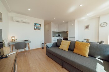 modern stylish apartment ii
