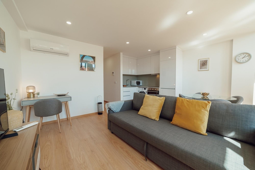 modern stylish apartment ii