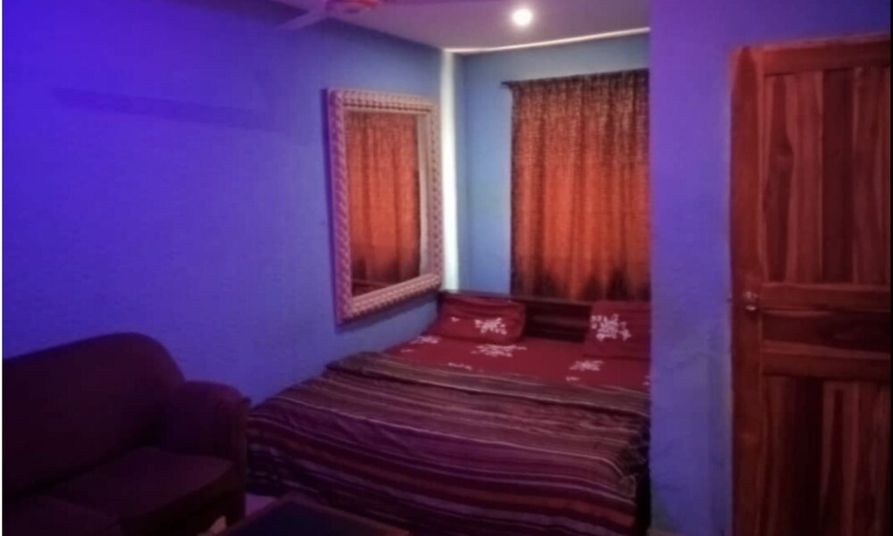 penthouse hotel ajegunle apapa