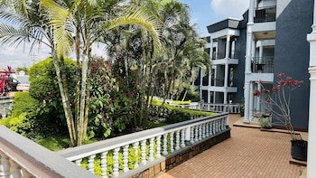 kami luxury aparetments