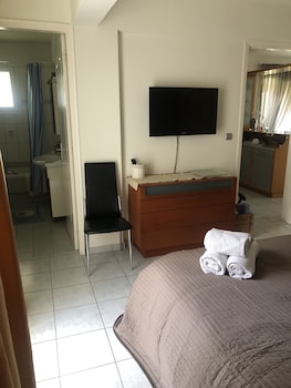 markopoulo mesogaias