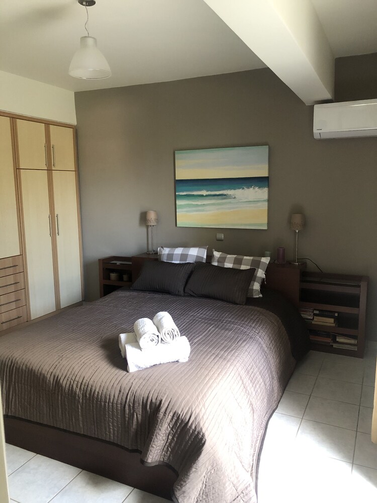 markopoulo mesogaias