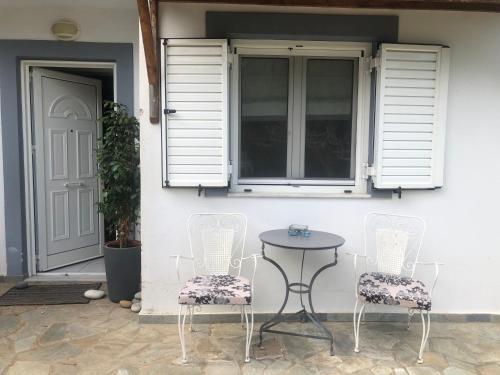 markopoulo mesogaias