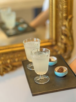 argostoli essence suites