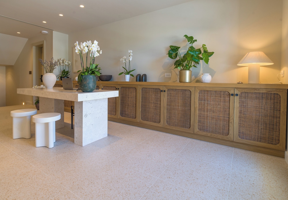 argostoli essence suites