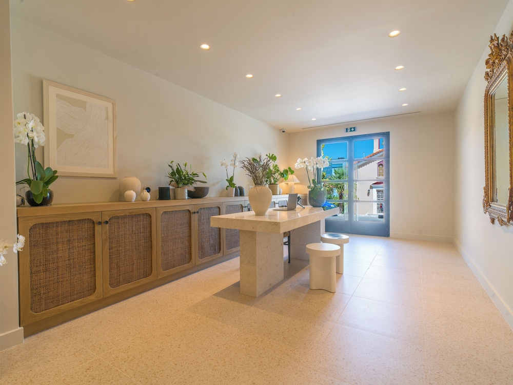 argostoli essence suites