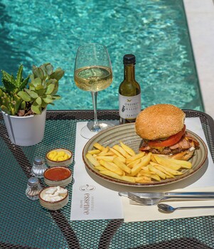 argostoli essence suites