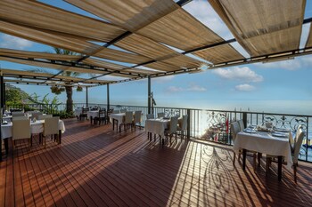 club hotel belpinar