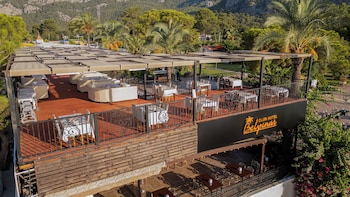club hotel belpinar