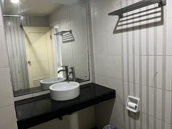 oyo 92472 tri homestay