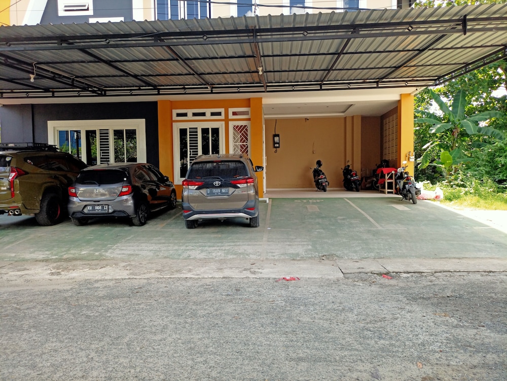 oyo 92472 tri homestay