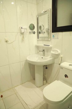 yan apartments