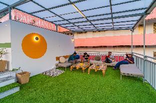 madpackers rishikesh laxman jhula