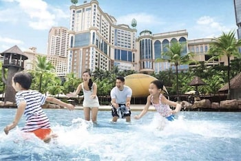 Resort Suites By Landmark  Sunway Lagoon,Kuala Lumpur>>Bandar Sunway,0 star