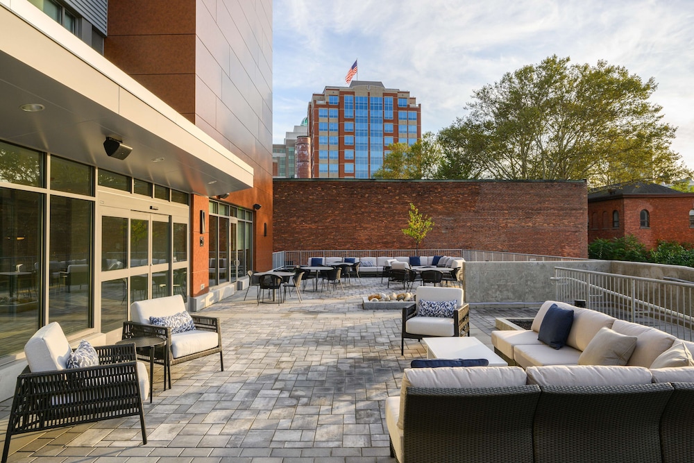 hyatt place albany