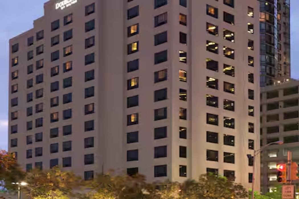 doubletree by hilton hotel and suites jersey city