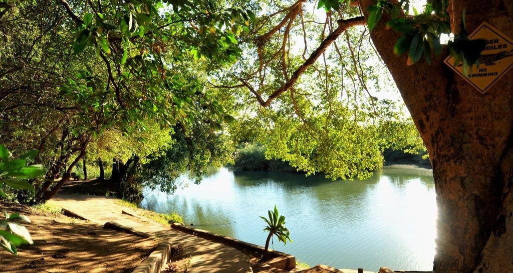 Komati River Chalets,Komatipoort>>Hectorspruit,3 star