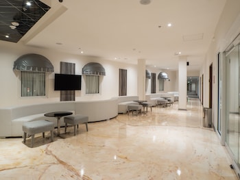 hotel mesaluna short and long stay