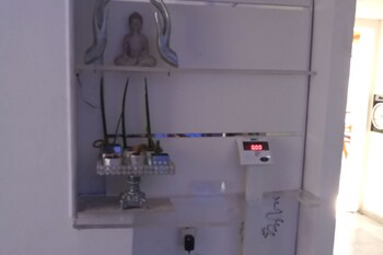 compact hotel