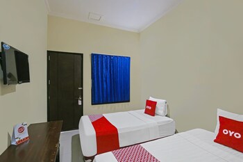 super oyo 92437 wahidin guesthouse