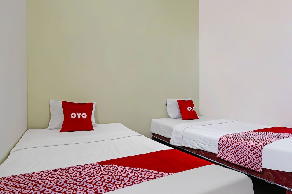 super oyo 92437 wahidin guesthouse