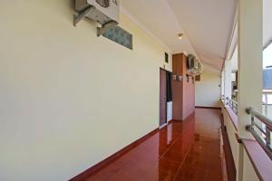 super oyo 92437 wahidin guesthouse